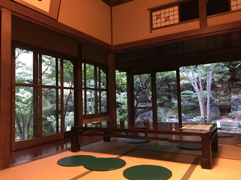 昭和初期の邸宅を改装した食事処